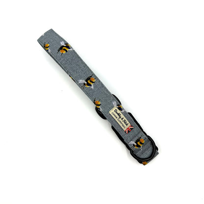 Grey Bee Print Dog Collar